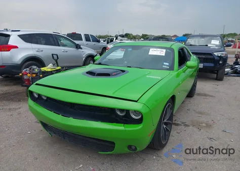 2017 Dodge Challenger 392 Hemi Scat Pack Shaker from USA, damaged, VIN 2C3CDZFJ3HH549273